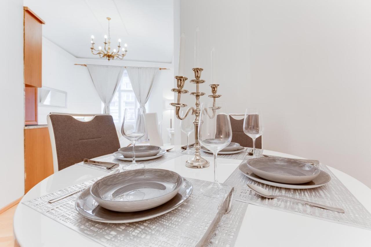 Wenceslas Square Royal Apartment براغ المظهر الخارجي الصورة